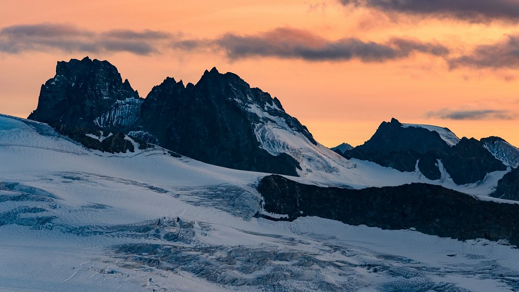 Abenddämmerung in den Alpen #1